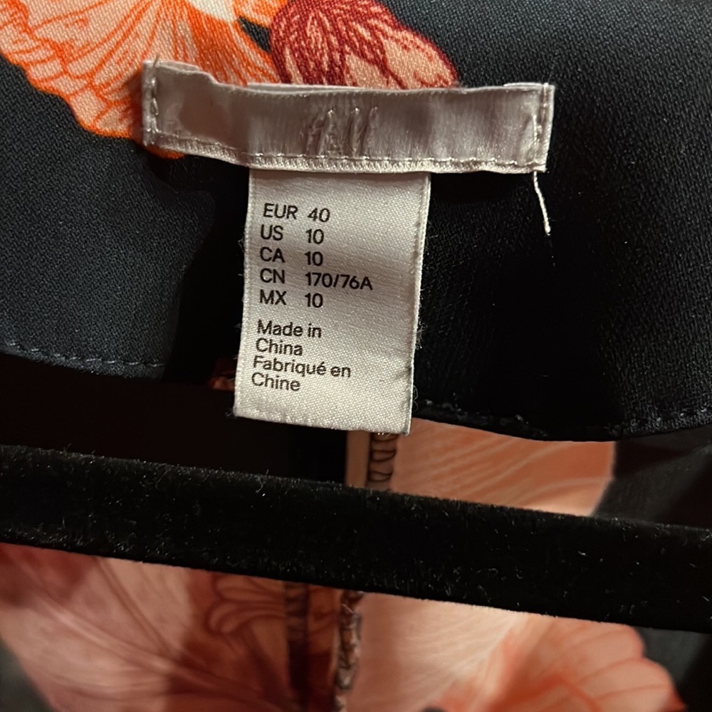 H&M Romper - Picture 5 of 6
